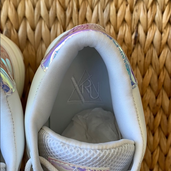 YRU Matrixx White Holographic Dad Sneakers - Picture 7 of 8